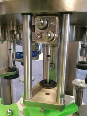Équipement de mise en bouteilles industriel machine remplissante et de capsulage de Monoblock du Sus 304