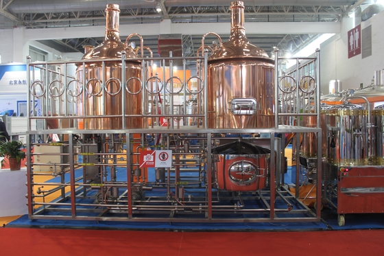 Petit équipement d'usine de bière de métier de cuivre, mini bière 100L faisant le système