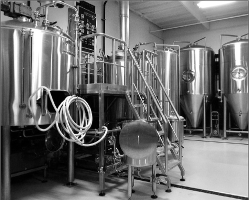 Chauffage de vapeur lumineux semi automatique de système de brassage de bière d'acier inoxydable de réservoir de bière