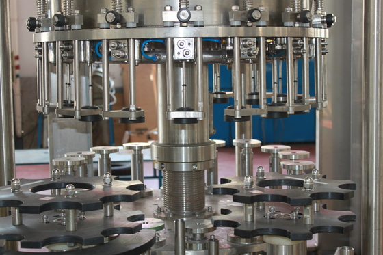 Chaîne de production de brasserie de proposition machine de capsulage remplissante de lavage automatique de l'eau de bouteille