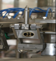 Machine de remplissage de bouteilles en verre de bière/boisson, équipement de mise en bouteilles automatisé