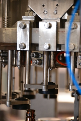 Phase électrique de l'équipement 380V 50Hz 3 de remplissage de bouteilles de bière de l'acier inoxydable 304