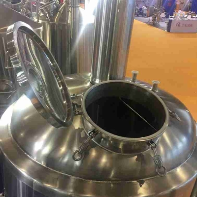 Acier inoxydable 100L 200L 300L d'équipement de microbrasserie de chauffage de vapeur par groupe