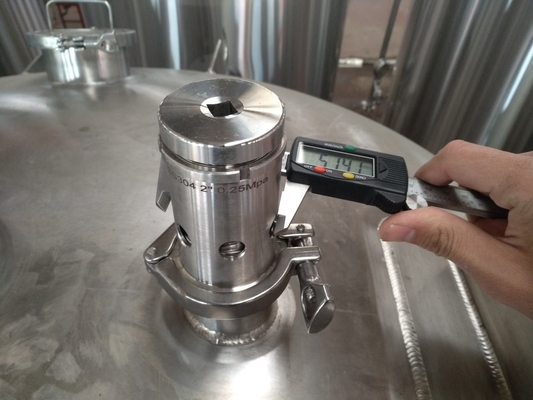 Équipement conique conique de brassage de bière de système de brassage de cuve de fermentation