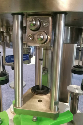 Capsulage remplissant de lavage des bouteilles en verre de machine de remplissage de 500 BPH Monoblock