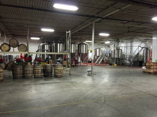 Type moderne classique équipement de microbrasserie avec le réservoir conique de cuve de fermentation