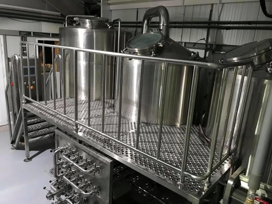 équipement de brasserie de systèmes commerciaux de brassage à échelle réduite 1200L mini