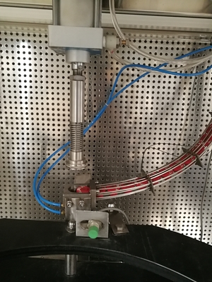 Deux dans un remplissage de bouteilles en verre aseptique et machine de capsulage pour les canettes de bière 5L