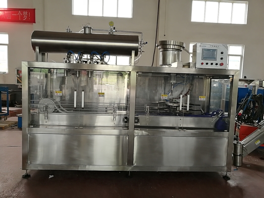 Deux dans un remplissage de bouteilles en verre aseptique et machine de capsulage pour les canettes de bière 5L