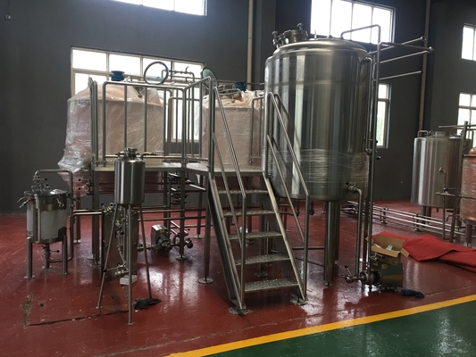 Fermenteur de petite capacité d'acier inoxydable de cuves de fermentation du système 10Hl de brassage de bière