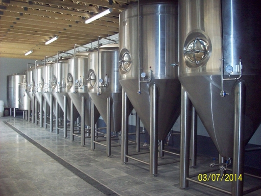 Pro jambes de la cuve de fermentation de l'équipement 10BBL de brassage de bière d'acier inoxydable quatre