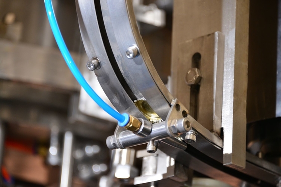 Machine de remplissage de bouteilles en verre de bière/boisson, équipement de mise en bouteilles automatisé